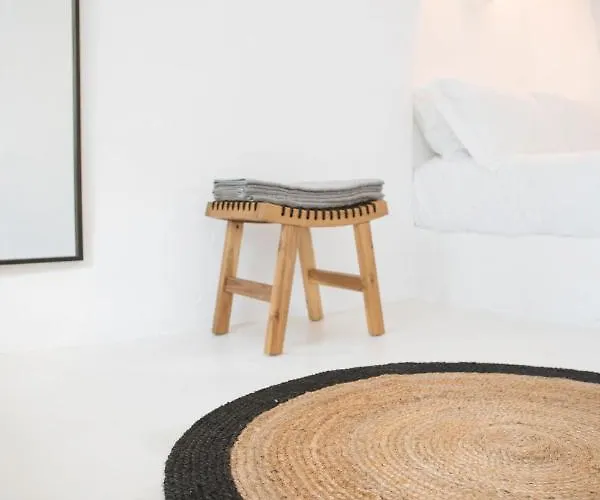 Nykteri By A Terre Cave Oia