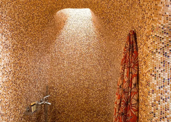 Nykteri By A Terre Cave